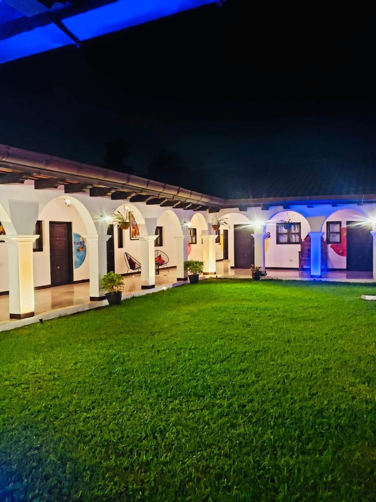 Luna Maya Boutique Hotel Antigua Luaran gambar