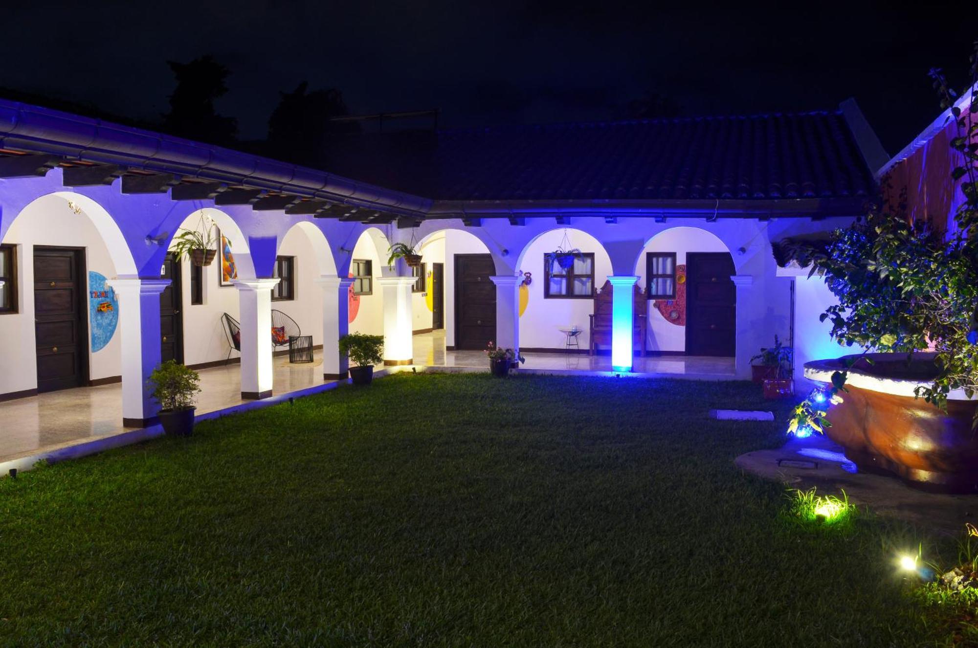 Luna Maya Boutique Hotel Antigua Luaran gambar